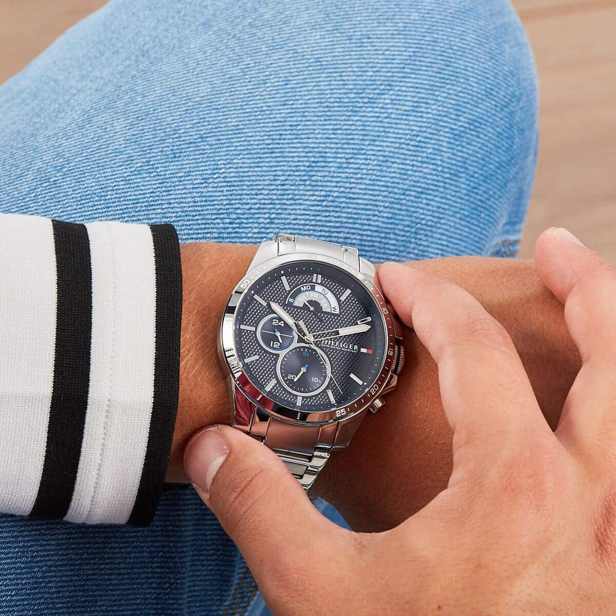 Tommy Hilfiger Decker herreur med blå urskive og stållænke