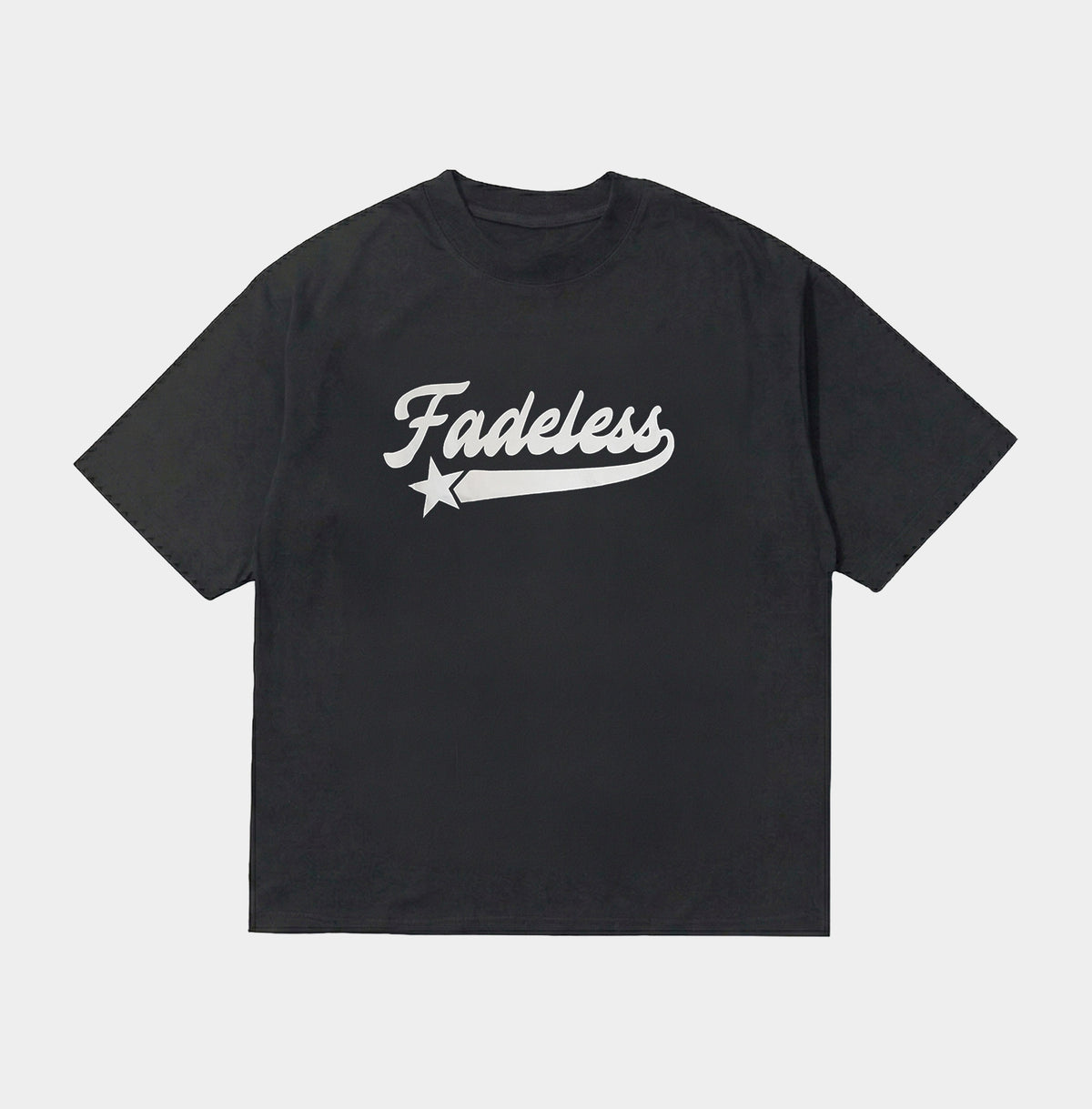 Sort Fadeless t-shirt med hvidt logo og stjerne på brystet