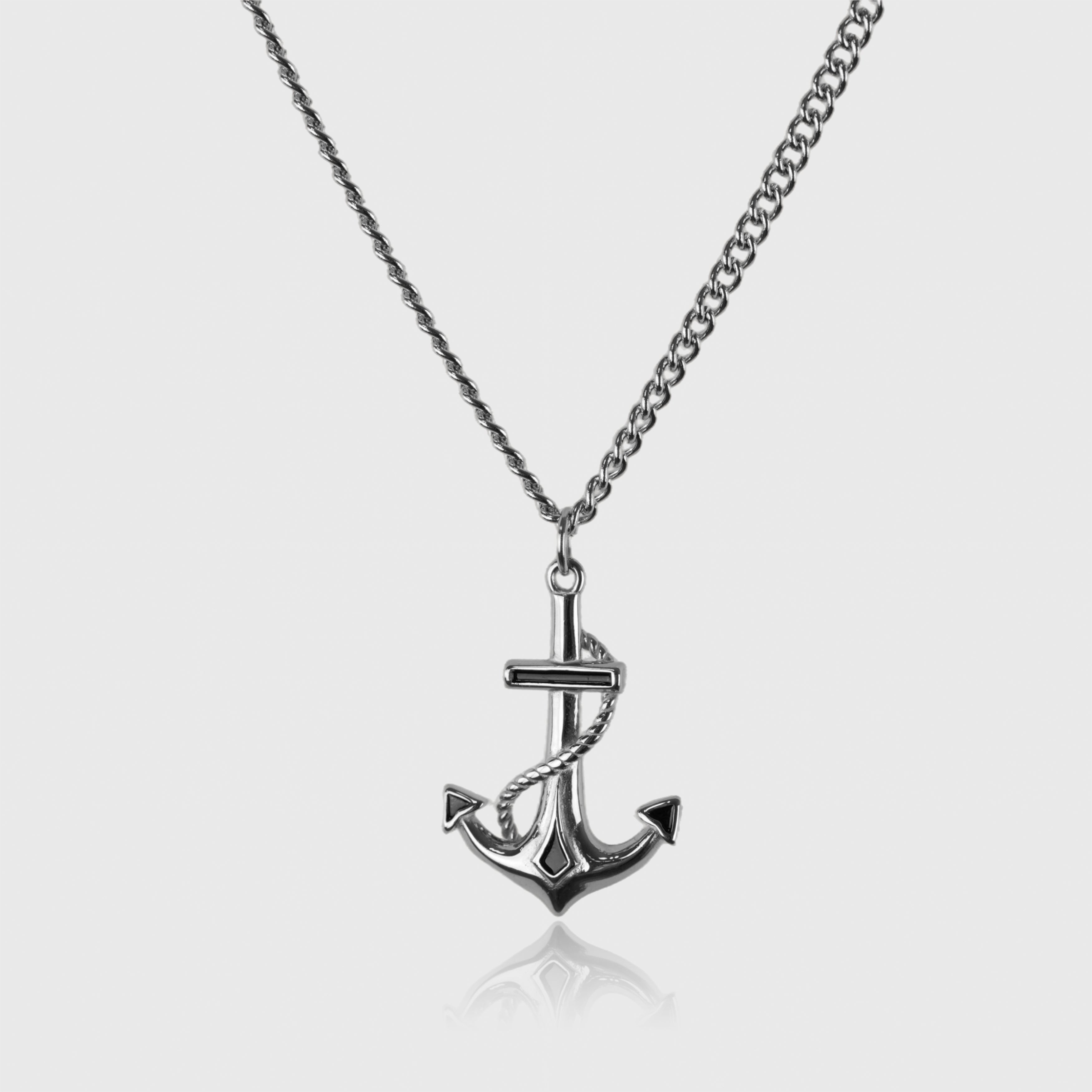 Sølvfarvet ankerhalskæde til mænd med reb-detalje