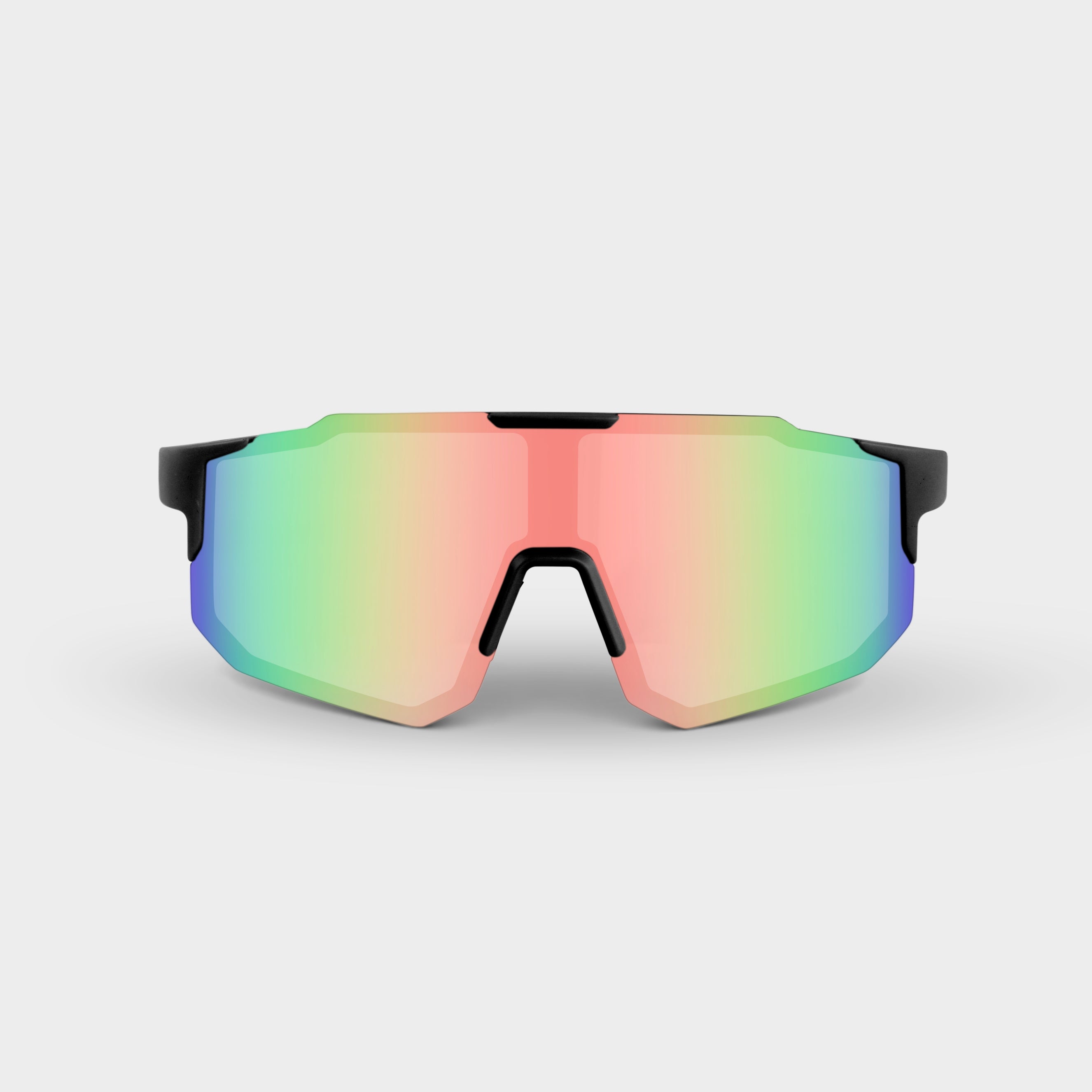 Sportsbriller med sort stel og regnbuefarvet spejlglas set forfra