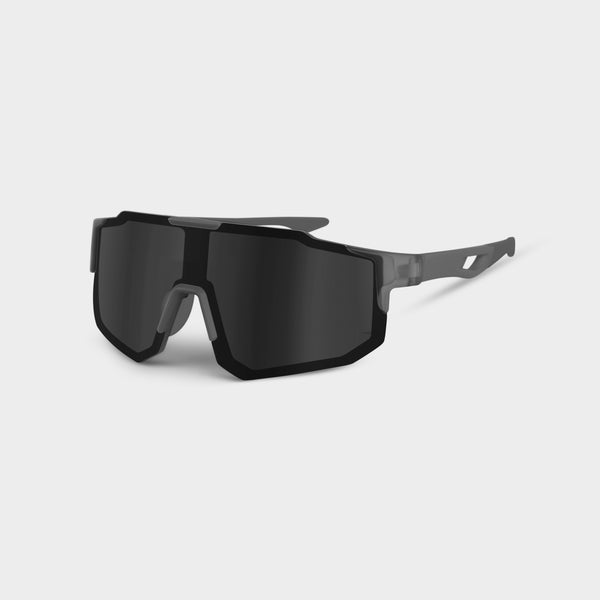 Noire Ghost sportsbriller i sort med mørke glas og transparent stel fra siden