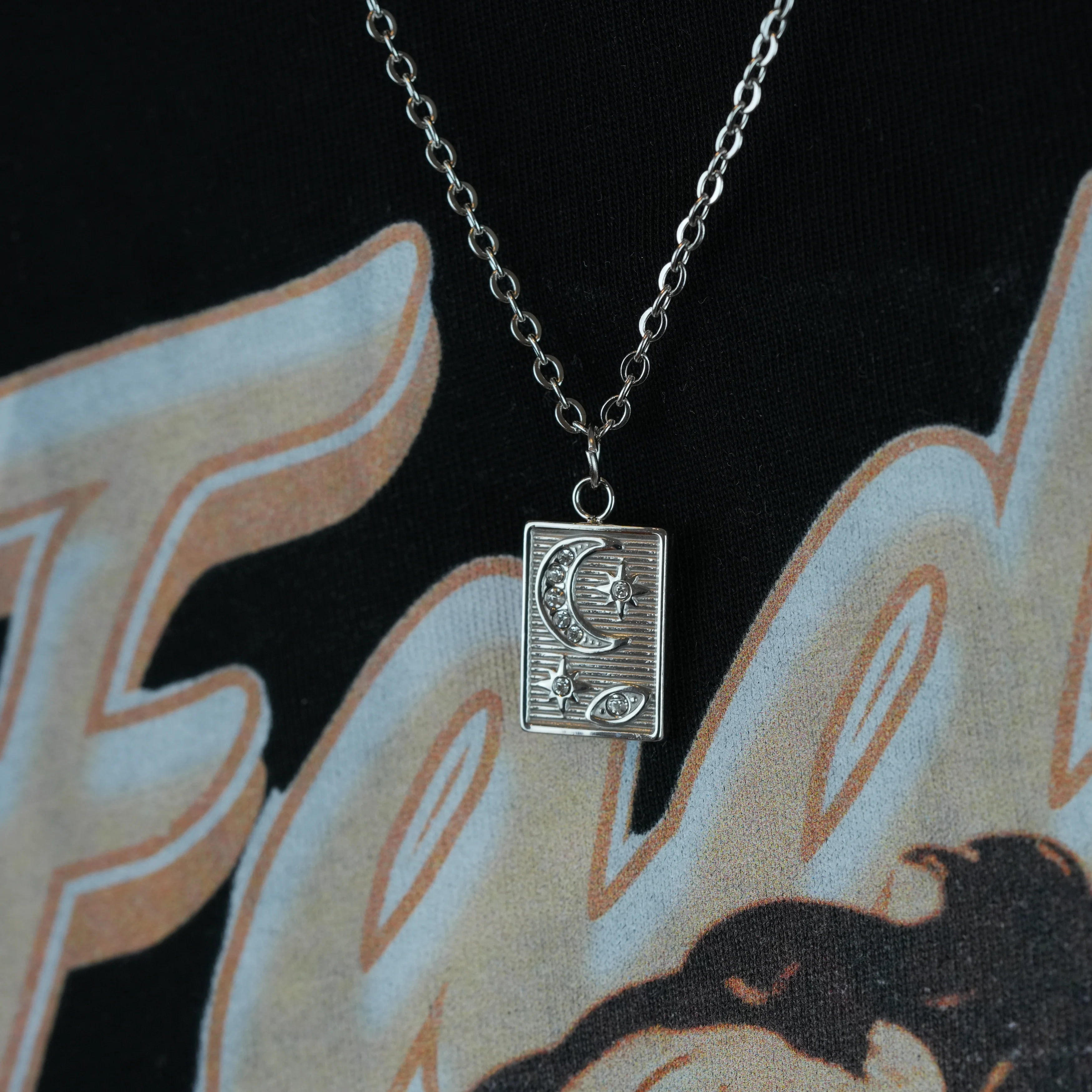 Lumiere Necklace – Elegant silver necklace for the one you love