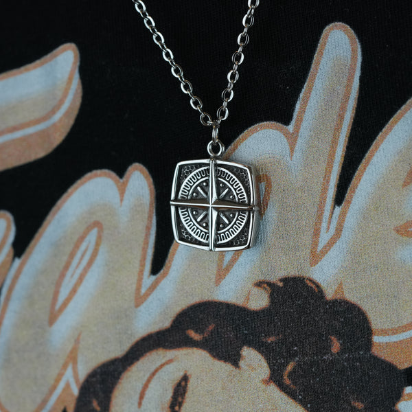 Orbit Necklace – Silver-colored men's stainless steel necklace