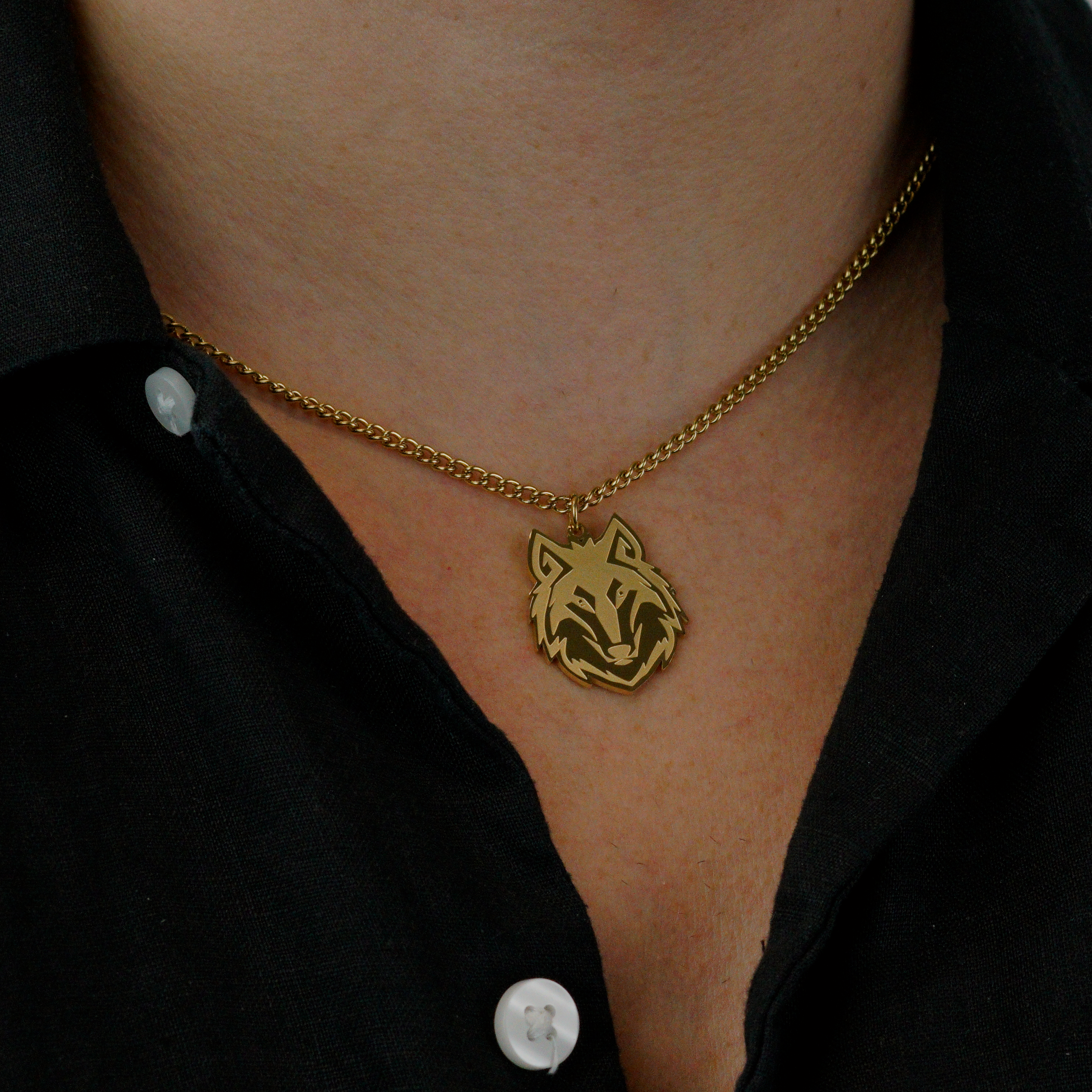 Wolf Necklace - 18k Gold Plated