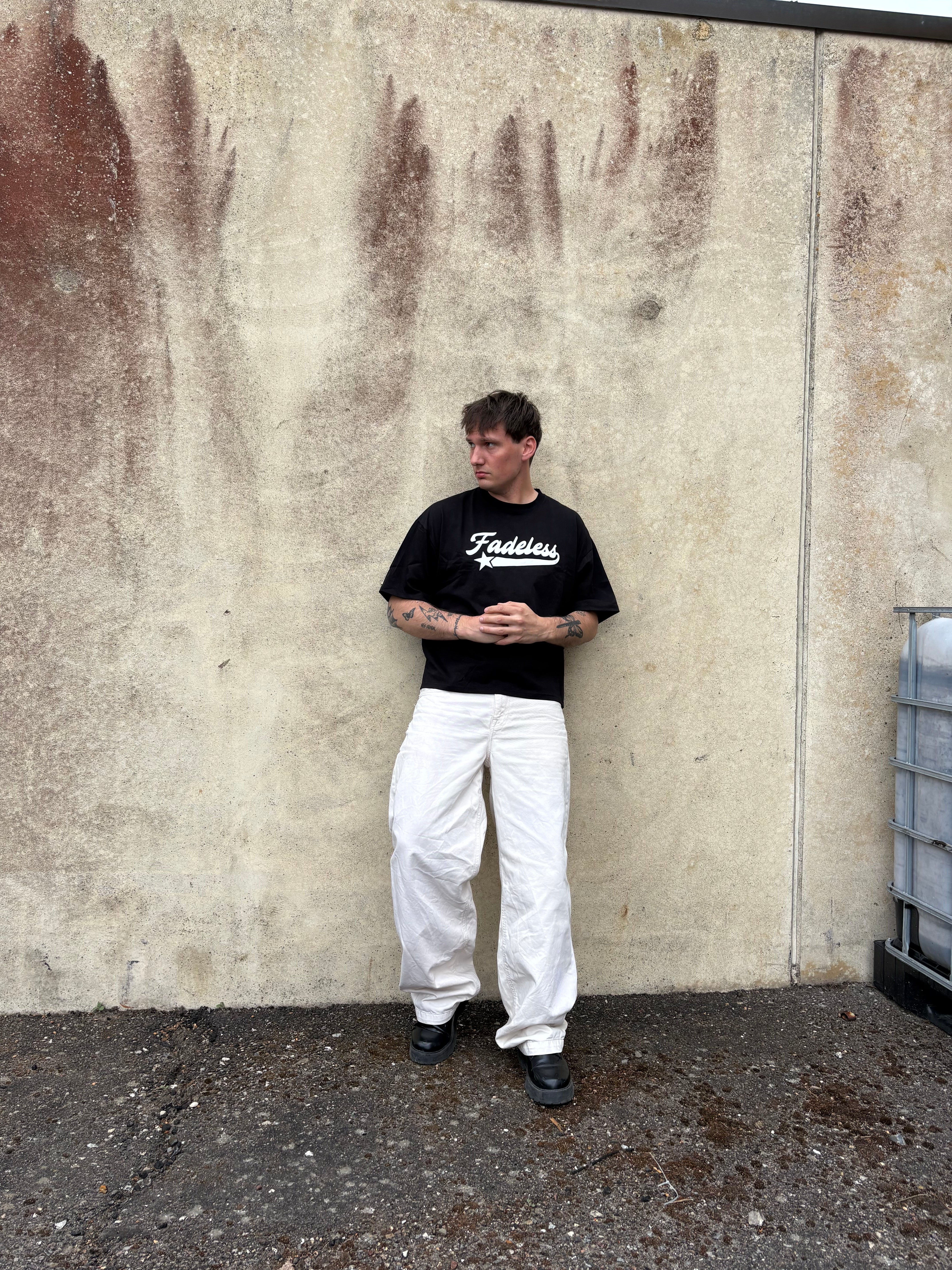 Fadeless Tee White - Box Fit