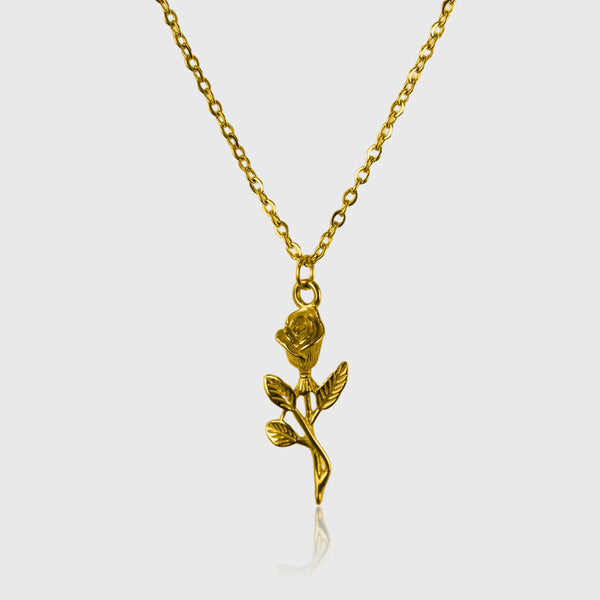 Guldbelagt halskæde med rosenvedhæng og kæde