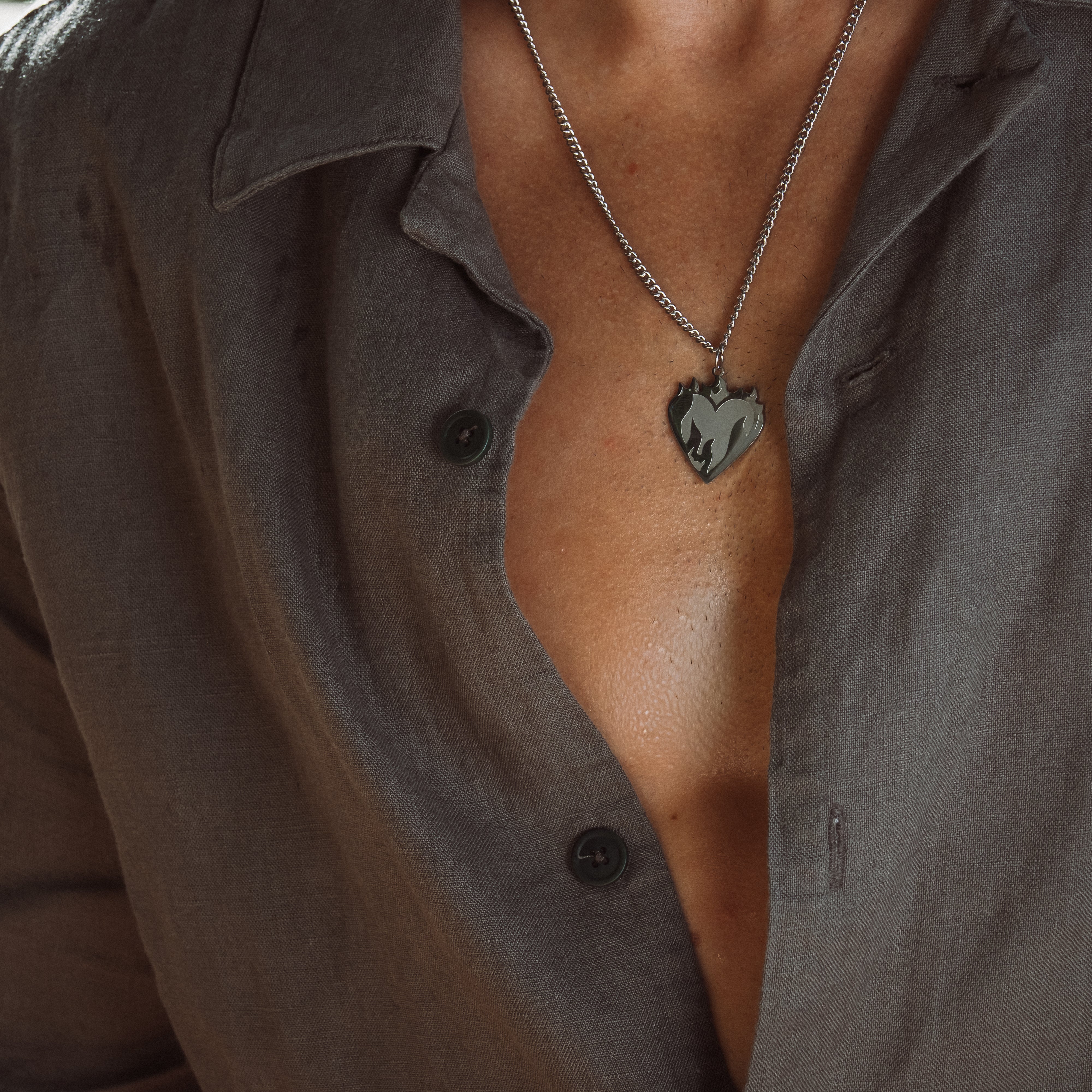 HEART NECKLACE - SILVER