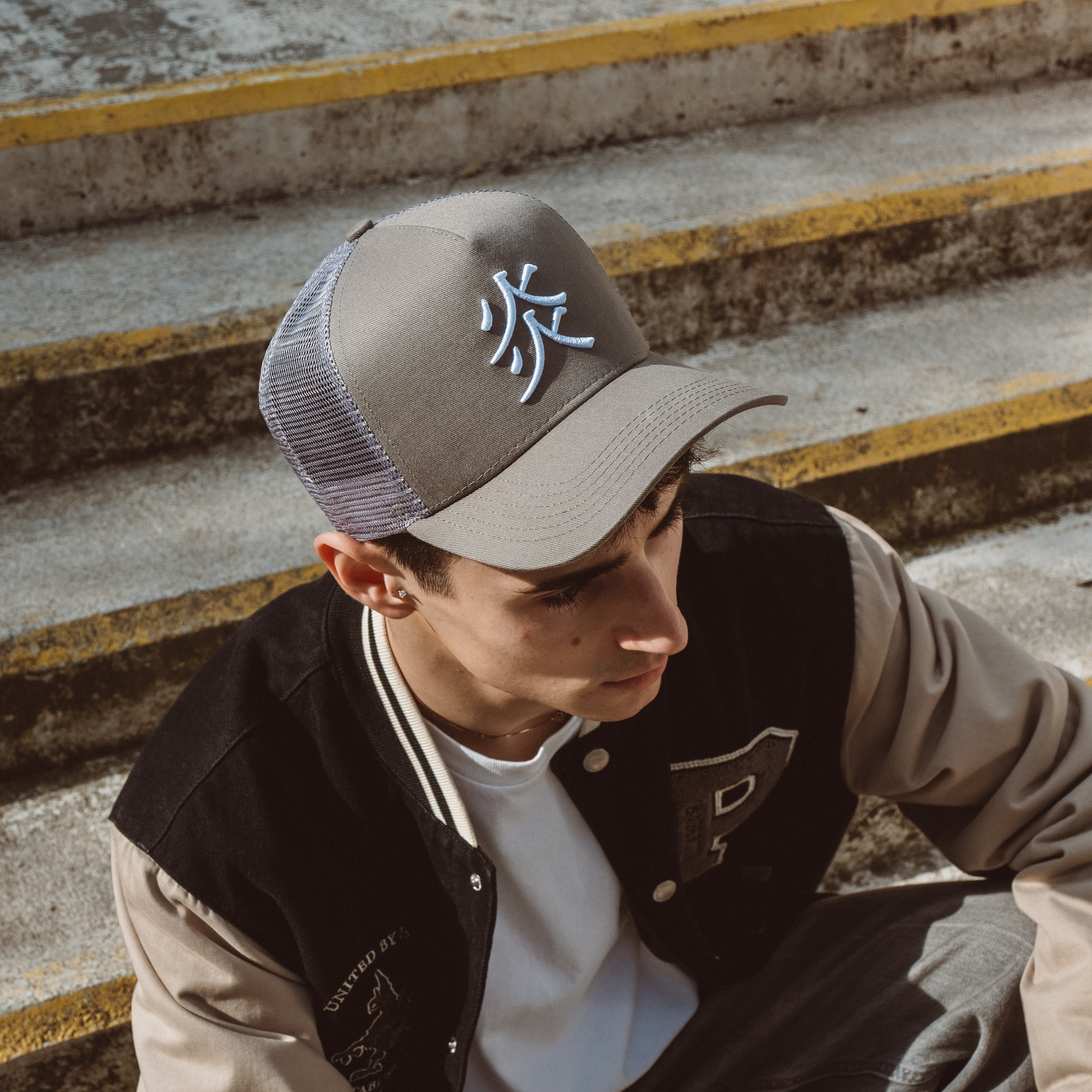 ADDICTED CAP - GREY