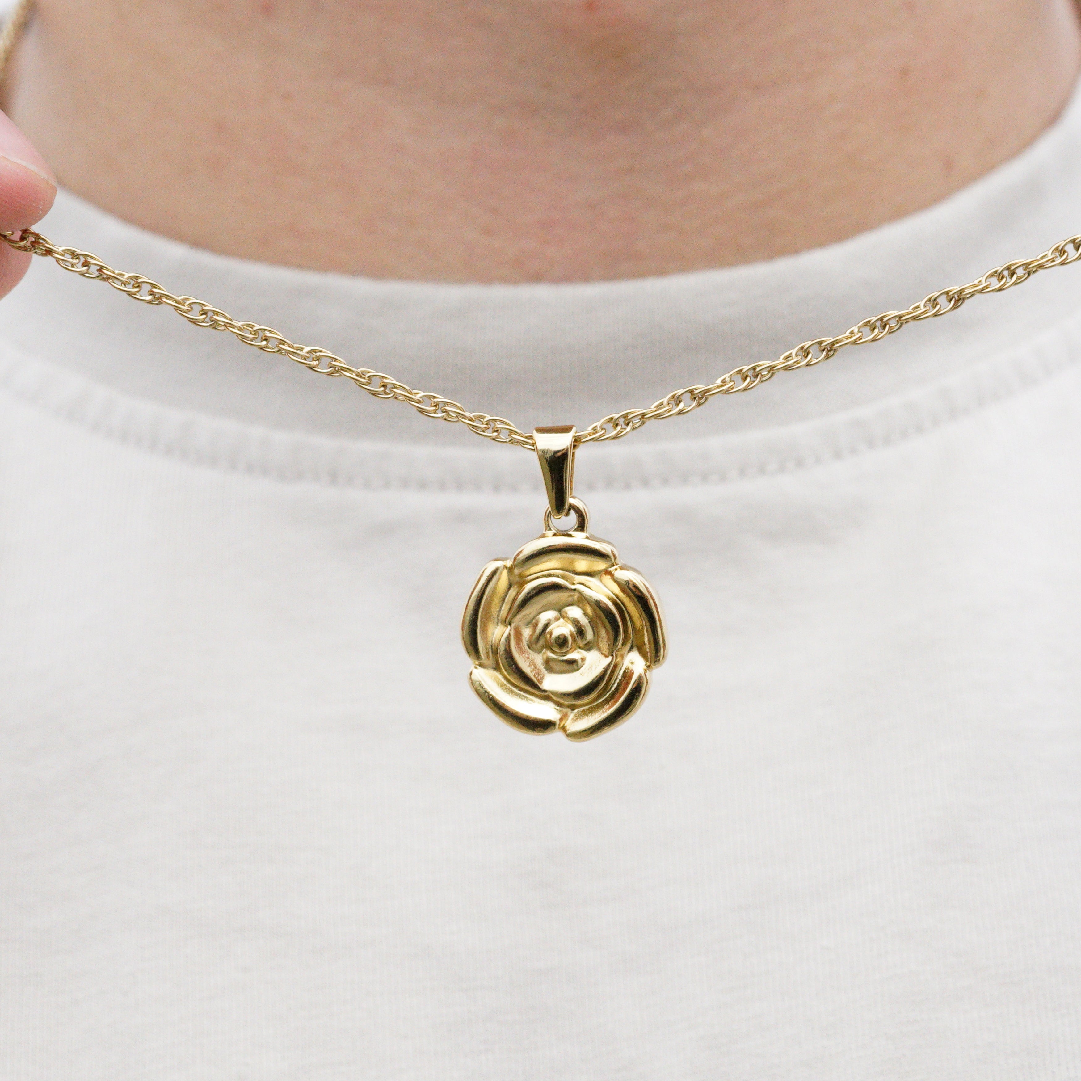 ROSEHEAD NECKLACE - GOLD