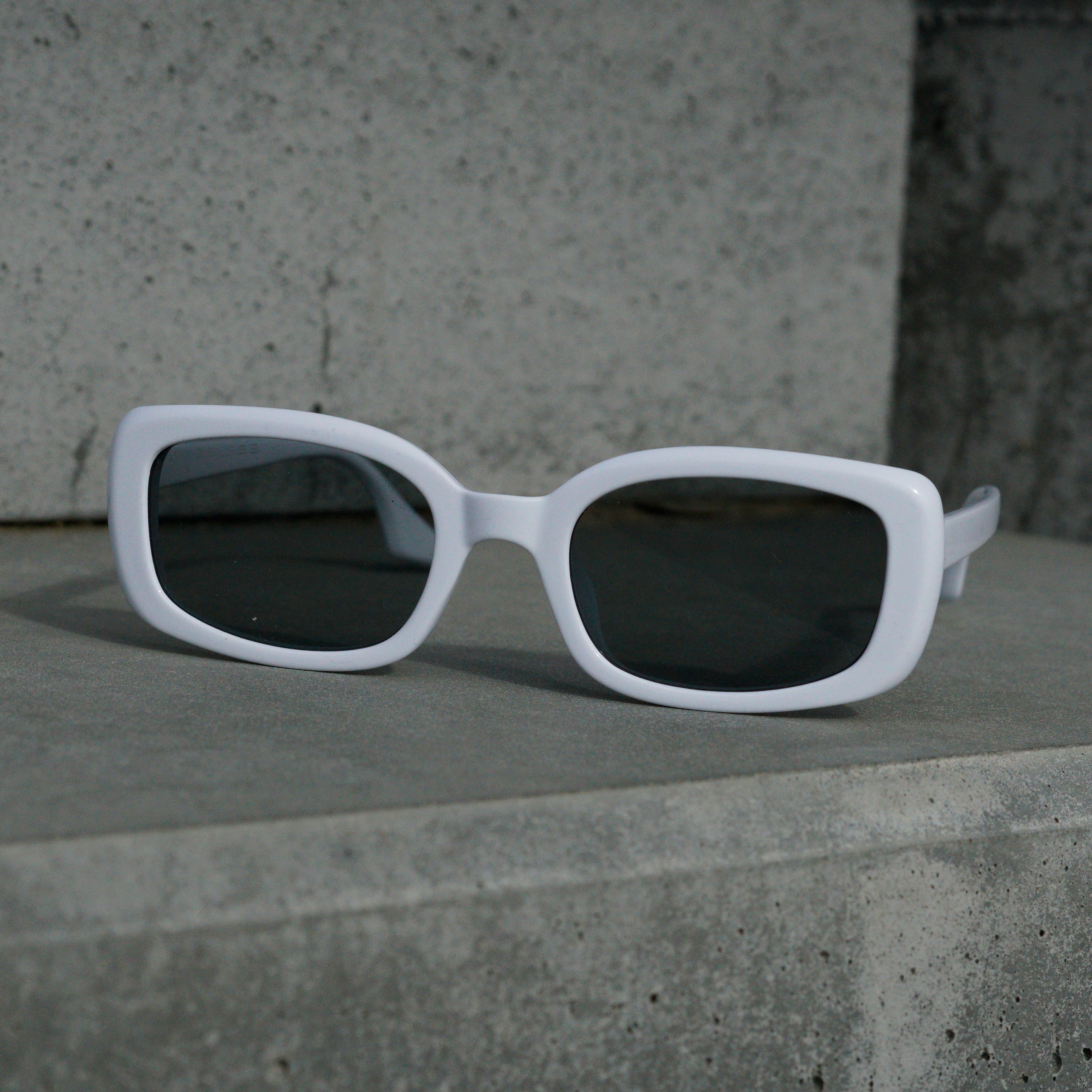 Paris - White