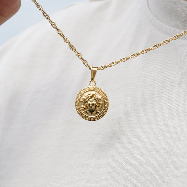 Medusa Necklace - 18k Gold Plated