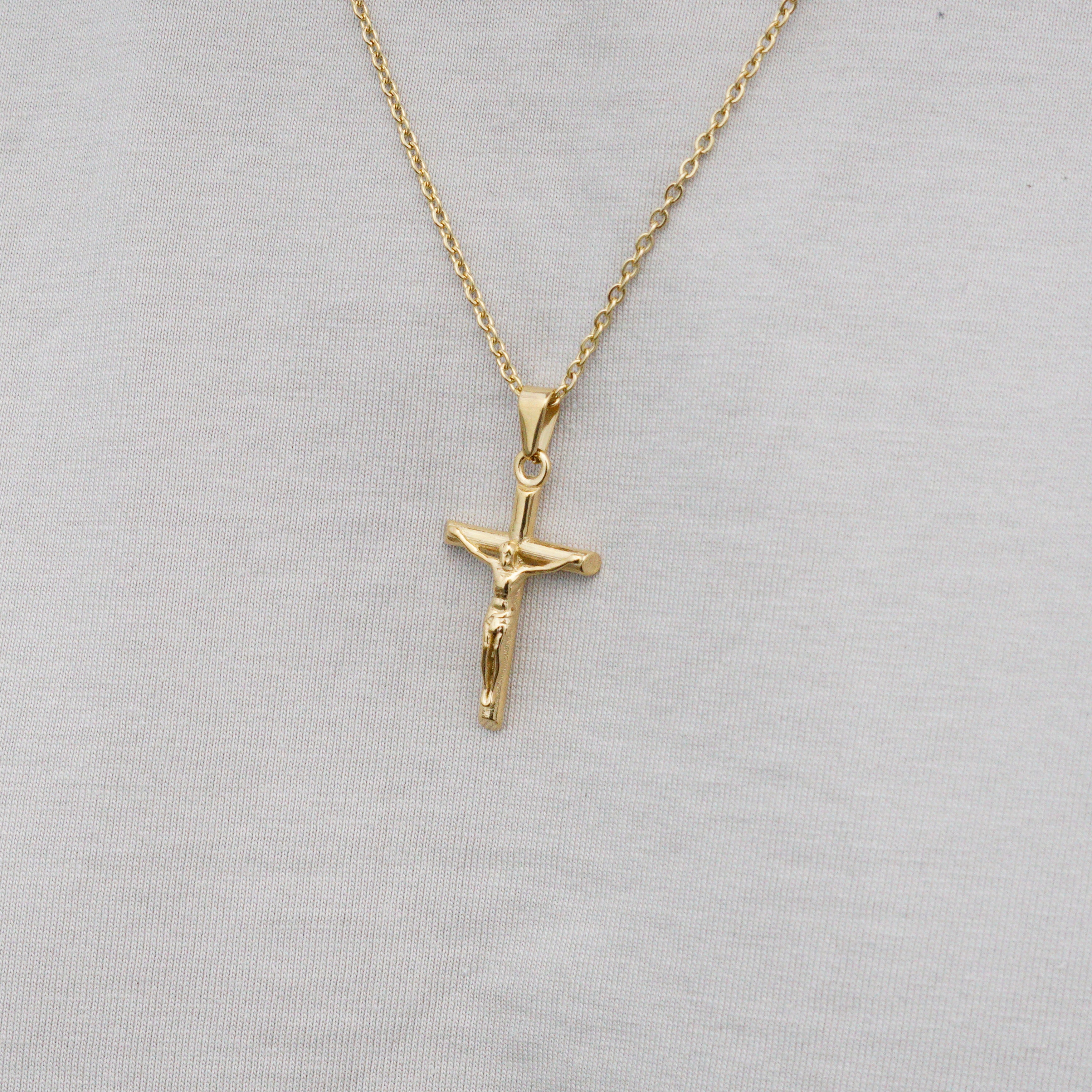 CRUCIFIX NECKLACE - GOLD