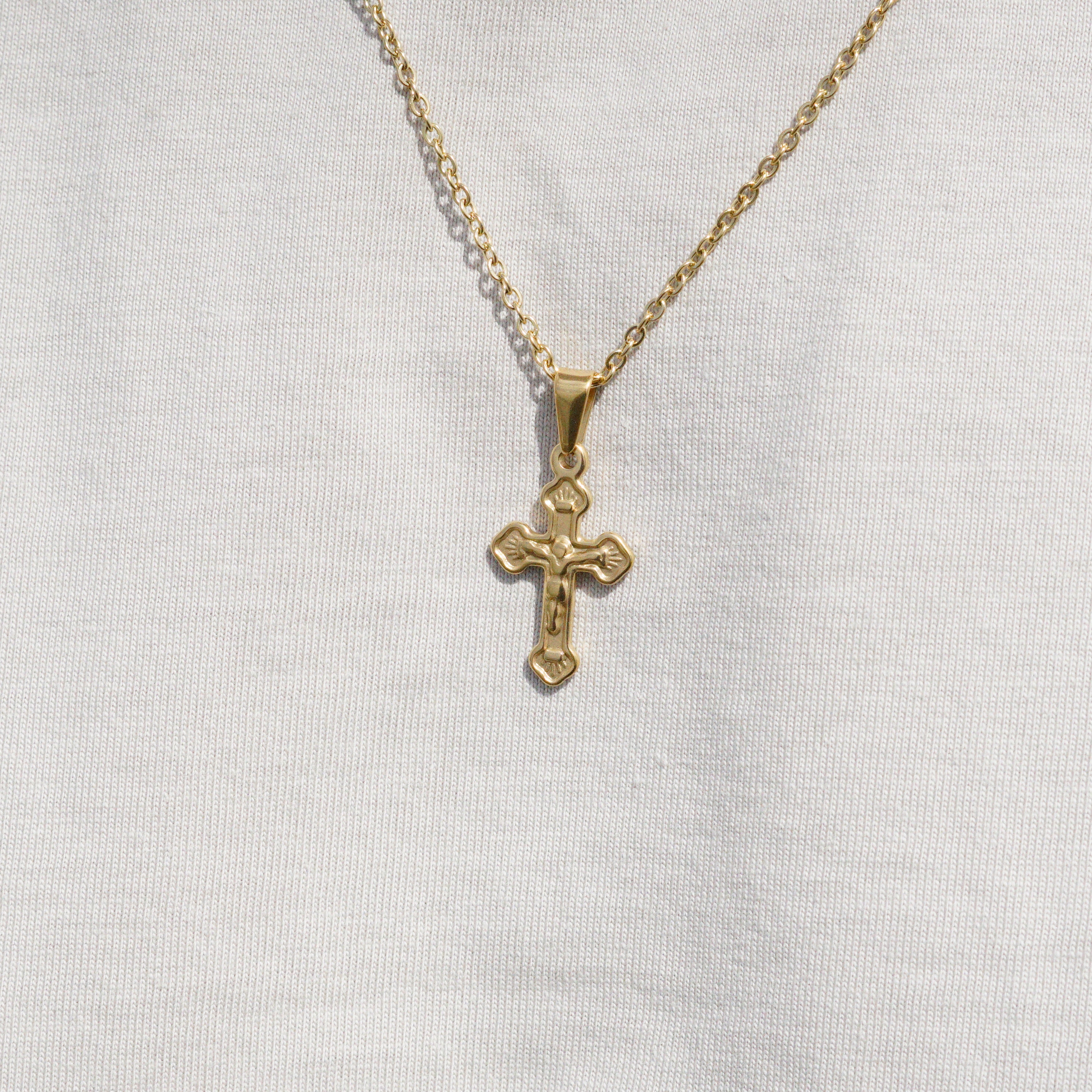 CRUCIFIX 2.0 NECKLACE - GOLD TONE