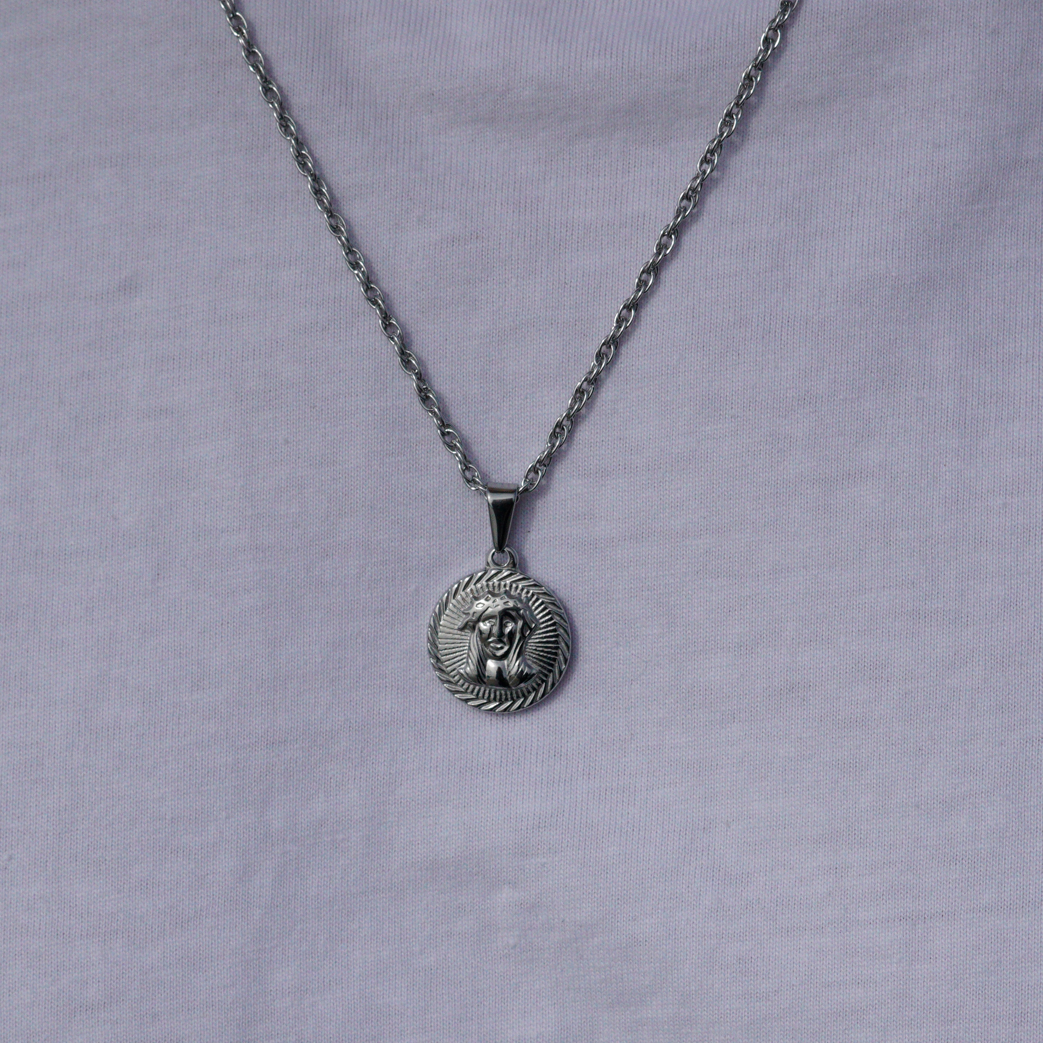 JESUS ​​NECKLACE - SILVER