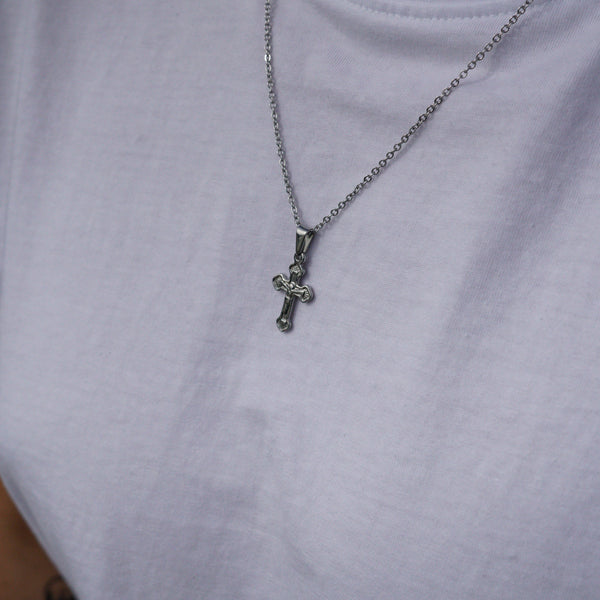 CRUCIFIX 2.0 NECKLACE - SILVER TONE