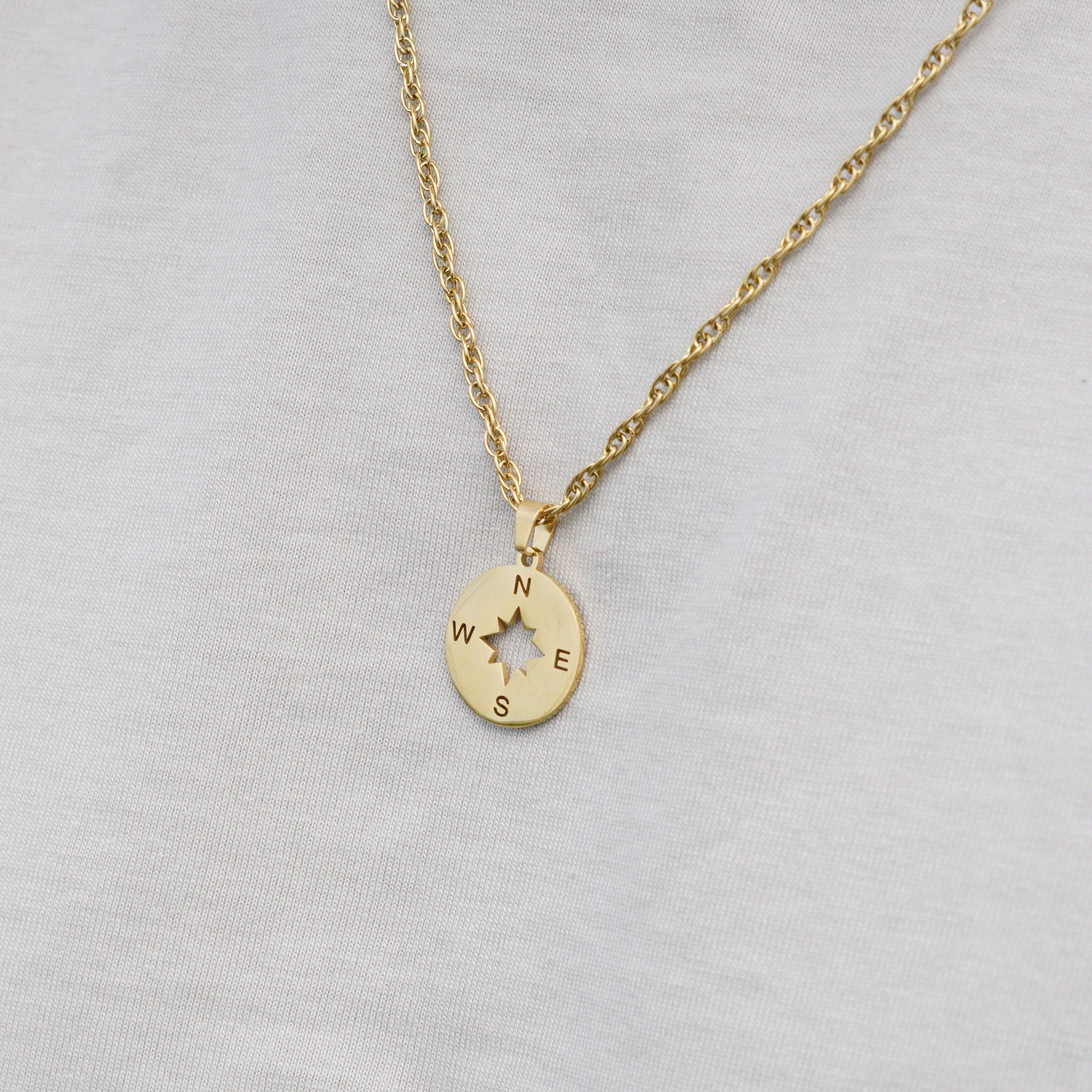 COMPASS 2.0 PENDANT - SILVER TONE