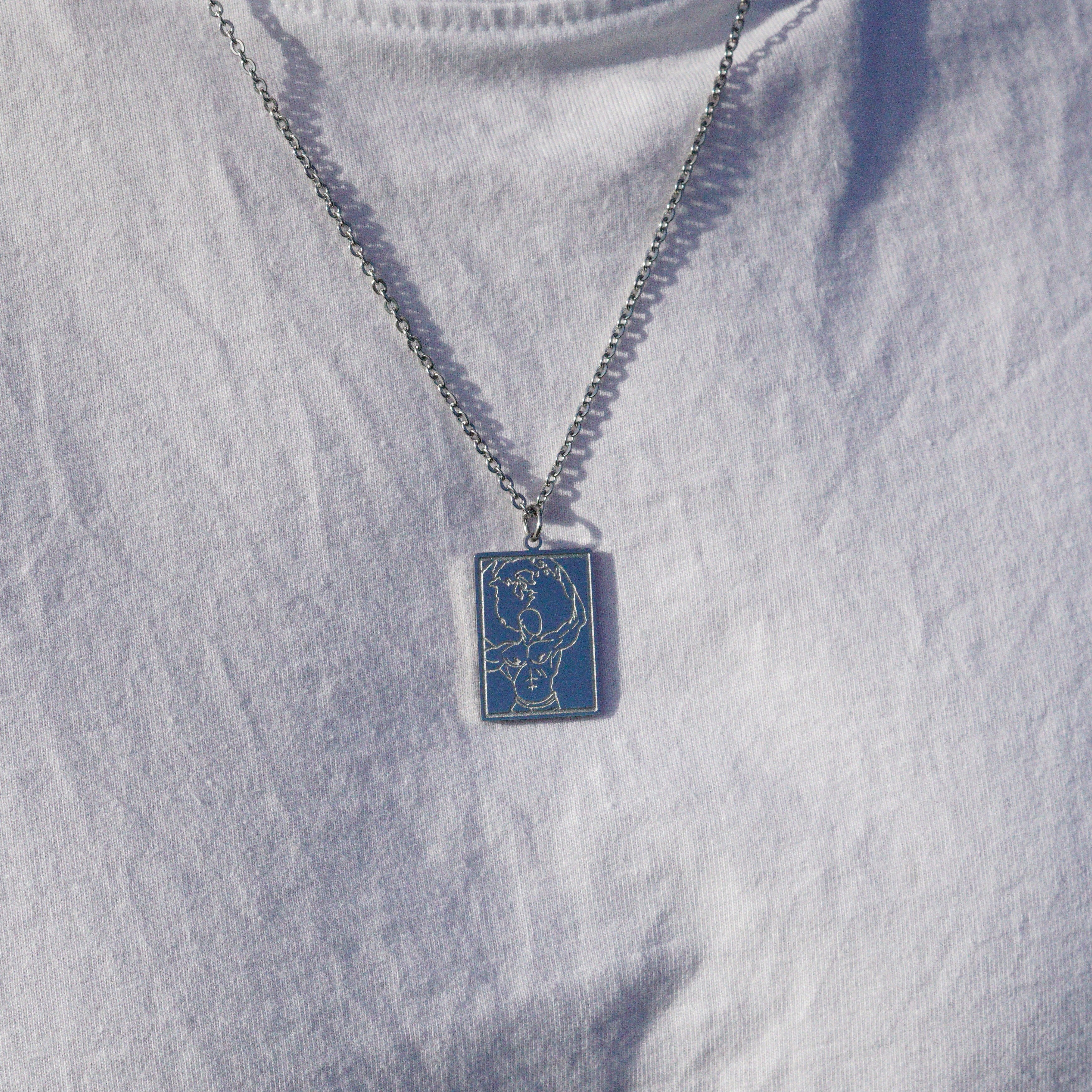 GLOBE NECKLACE - SILVER