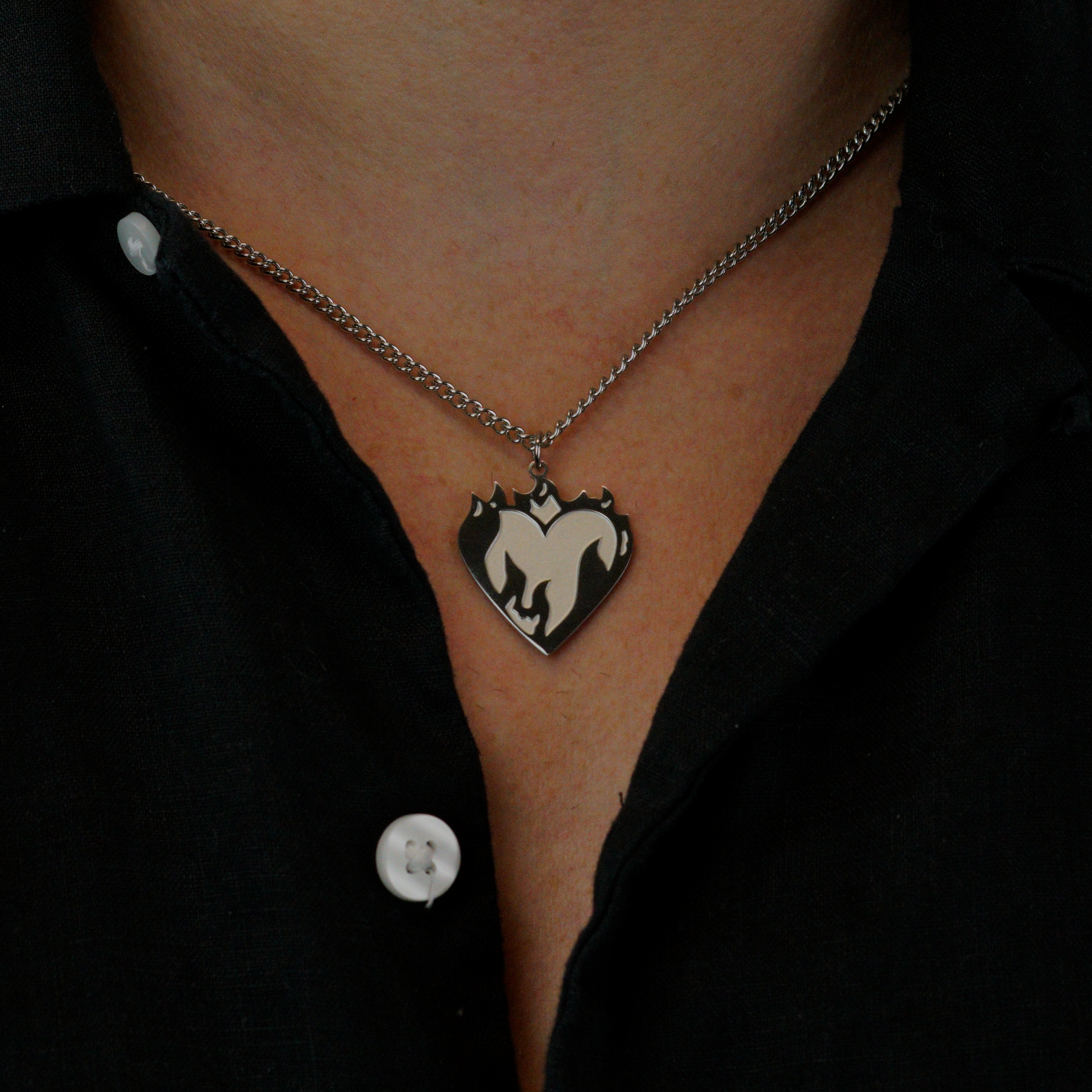 HEART NECKLACE - SILVER